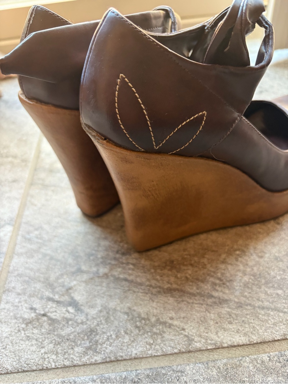 PLAYBOY Brown Leather Wedge Sandals with Stitched Detail FLAWED SELLING AS IS